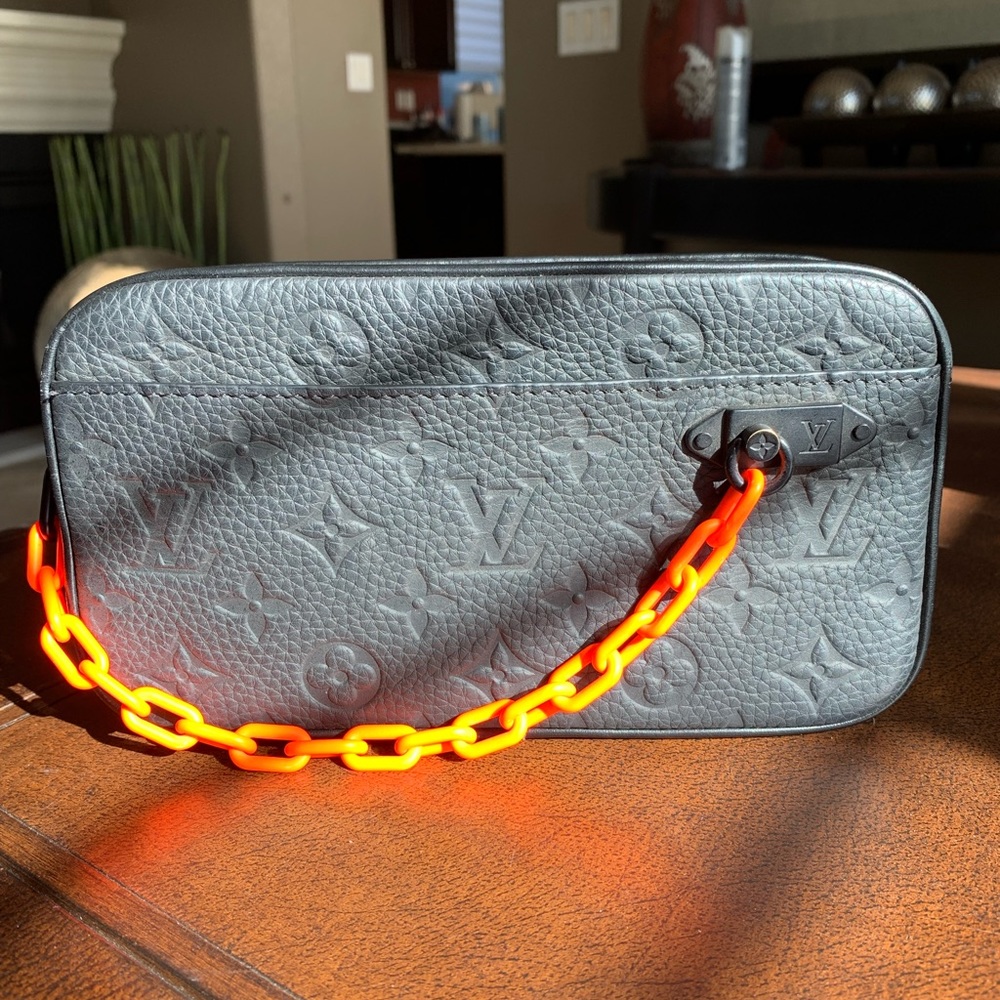 LV Men’s Bumbag
